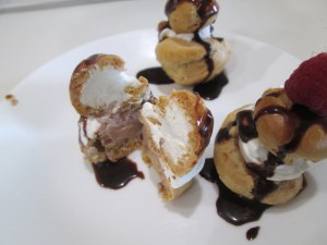 choux-showing-filling